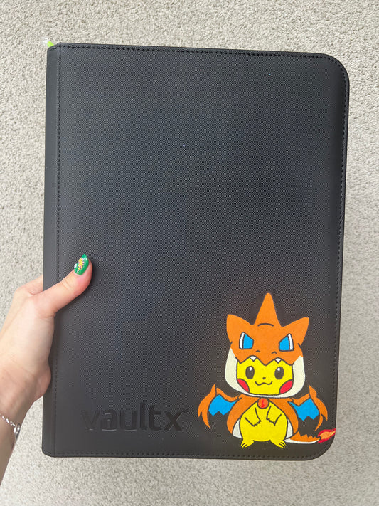 Charizard Poncho Pikachu 9 Pocket VaultX Binder